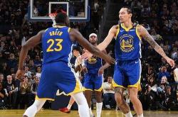 足球直播-勇士碾压湖人，莫兰特三分雨点燃全场的简单介绍