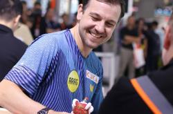 足球直播-包含日本乒乓球队绝地反击瑞典乒乓球队，波尔高光表现的词条